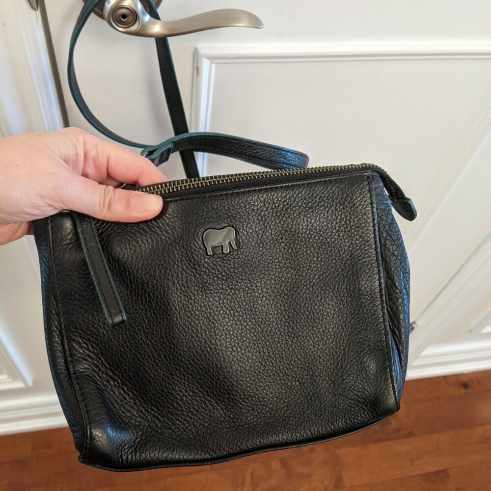 Mywalit women's crossbody purse in black leather